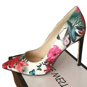 NINE WEST FLORAL PRINT SHOES, SZ. 8, NEW
